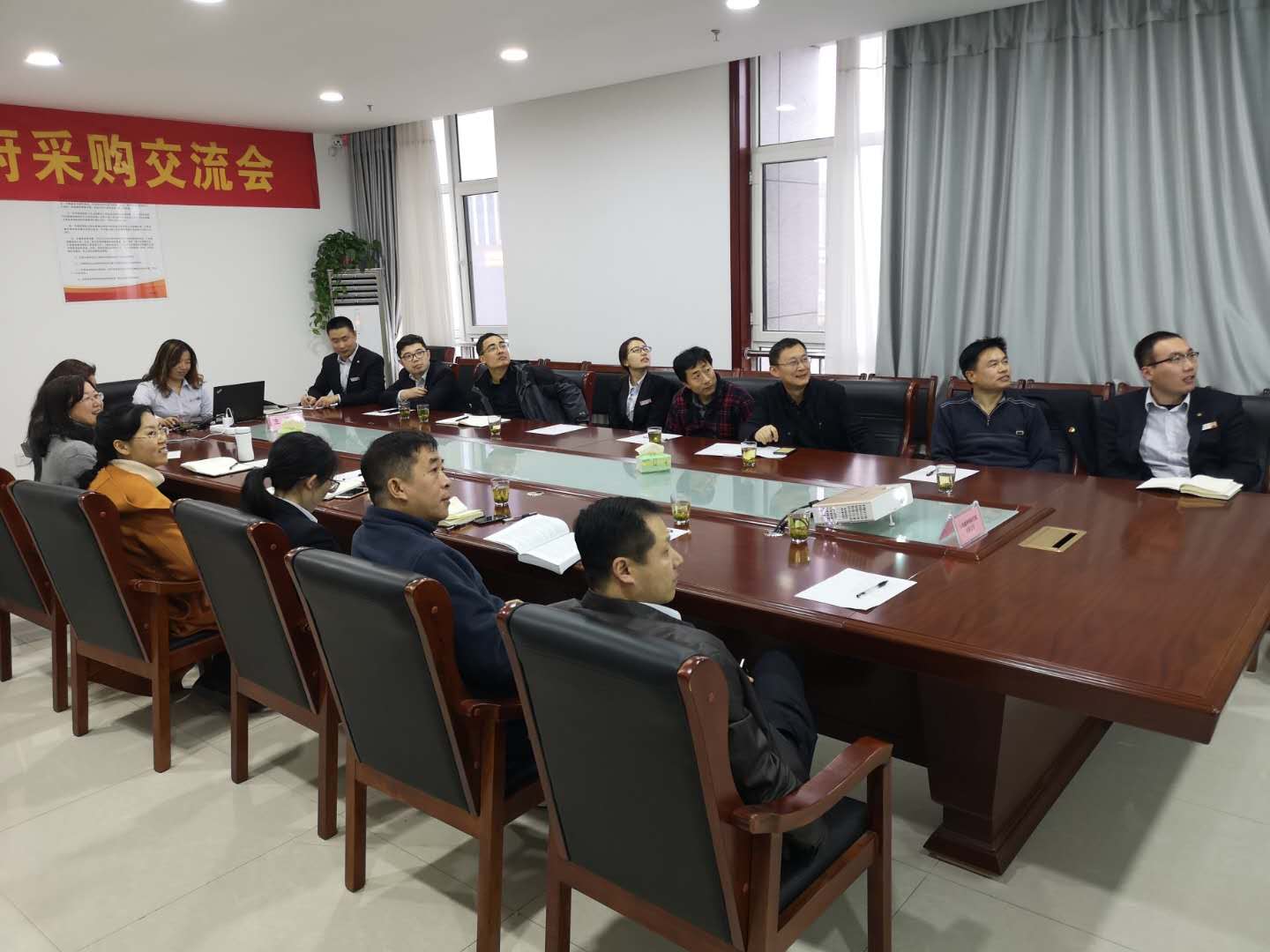2019年首屆濰坊省直高校政府采購交流會在我公司召開